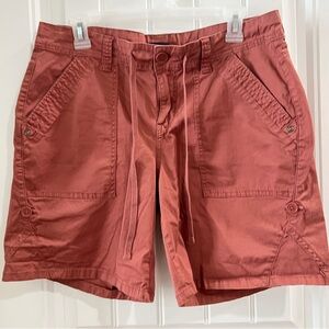 “Supplies” brand Women’s Cargo Shorts in Rust size 10/30, GUC,